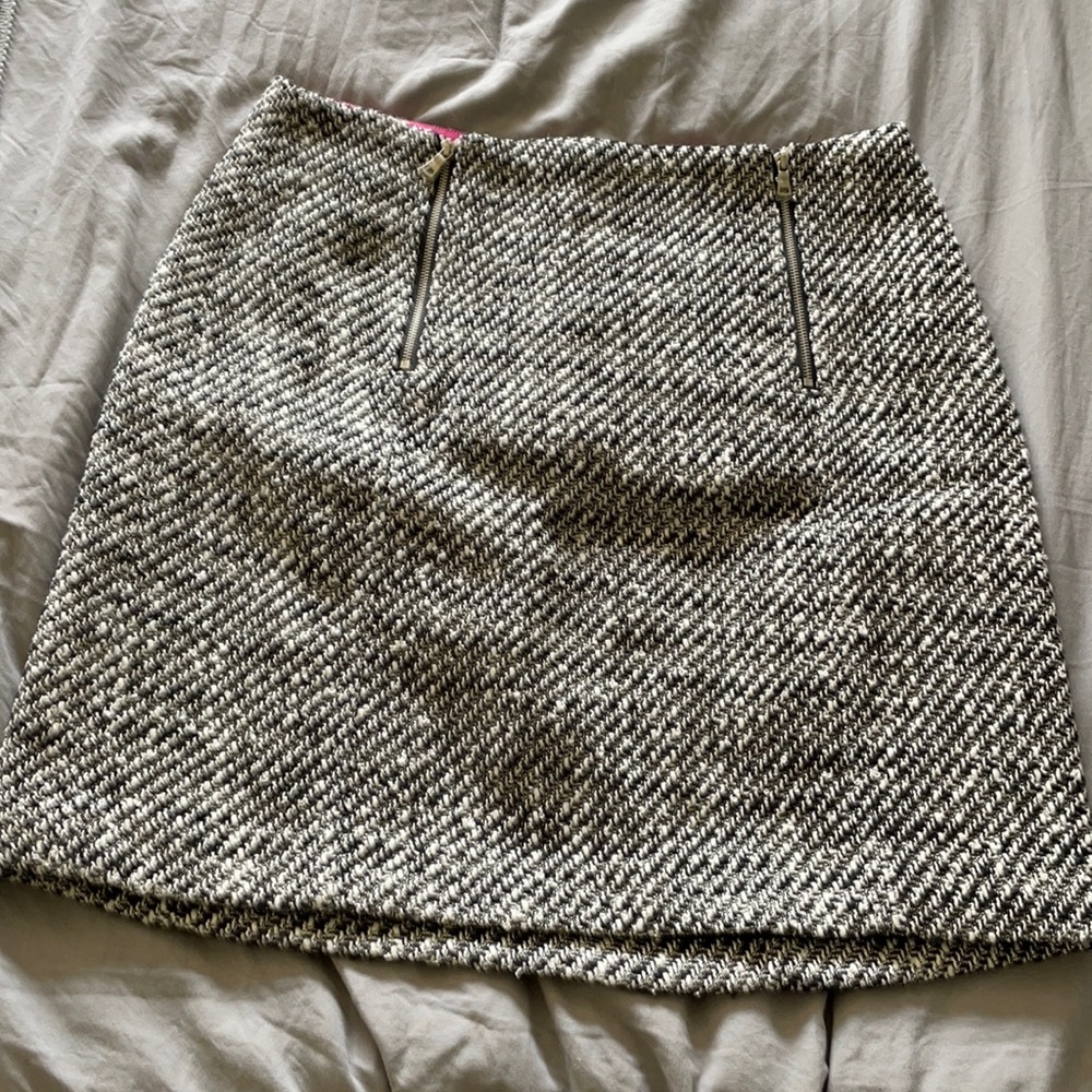 Loft tweed skirt size 4